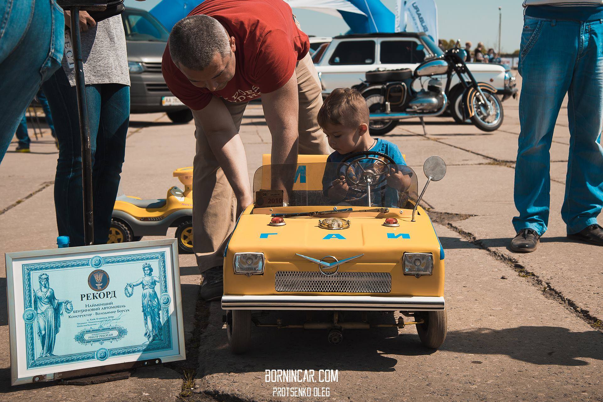 Old Car Land: з'явився гід по фестивалю